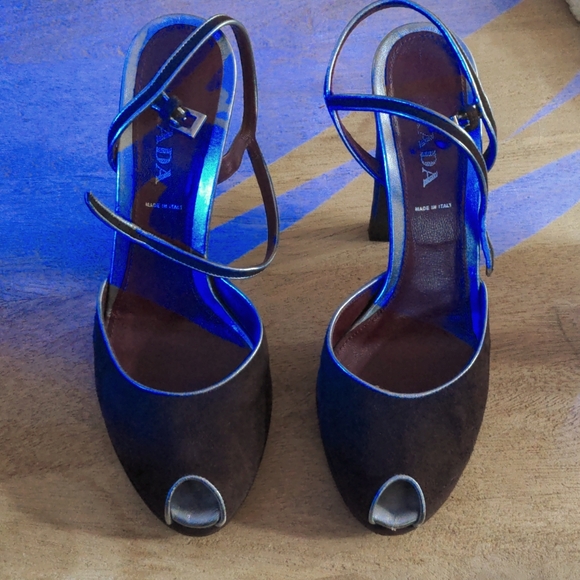 Prada Vero Cuoio Heels sz 39 - Picture 1 of 6